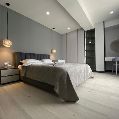 Minimalist Style Apartment With Best Location Chişinǎu Buitenkant foto