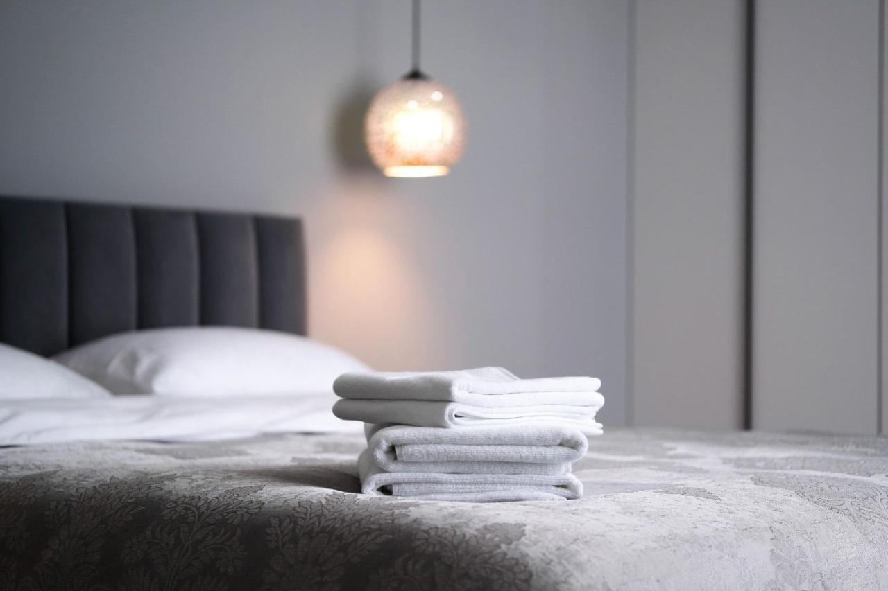 Minimalist Style Apartment With Best Location Chişinǎu Buitenkant foto