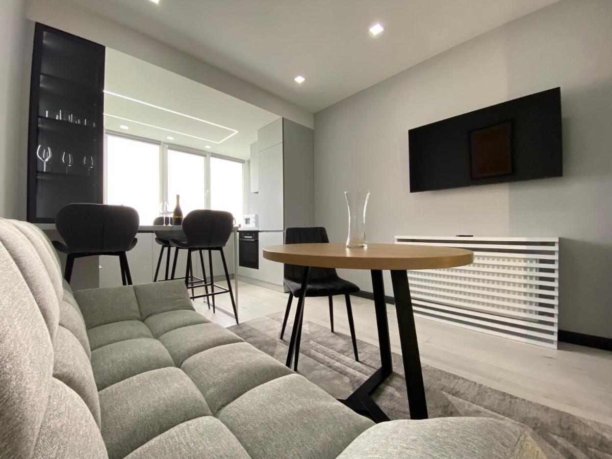 Minimalist Style Apartment With Best Location Chişinǎu Buitenkant foto